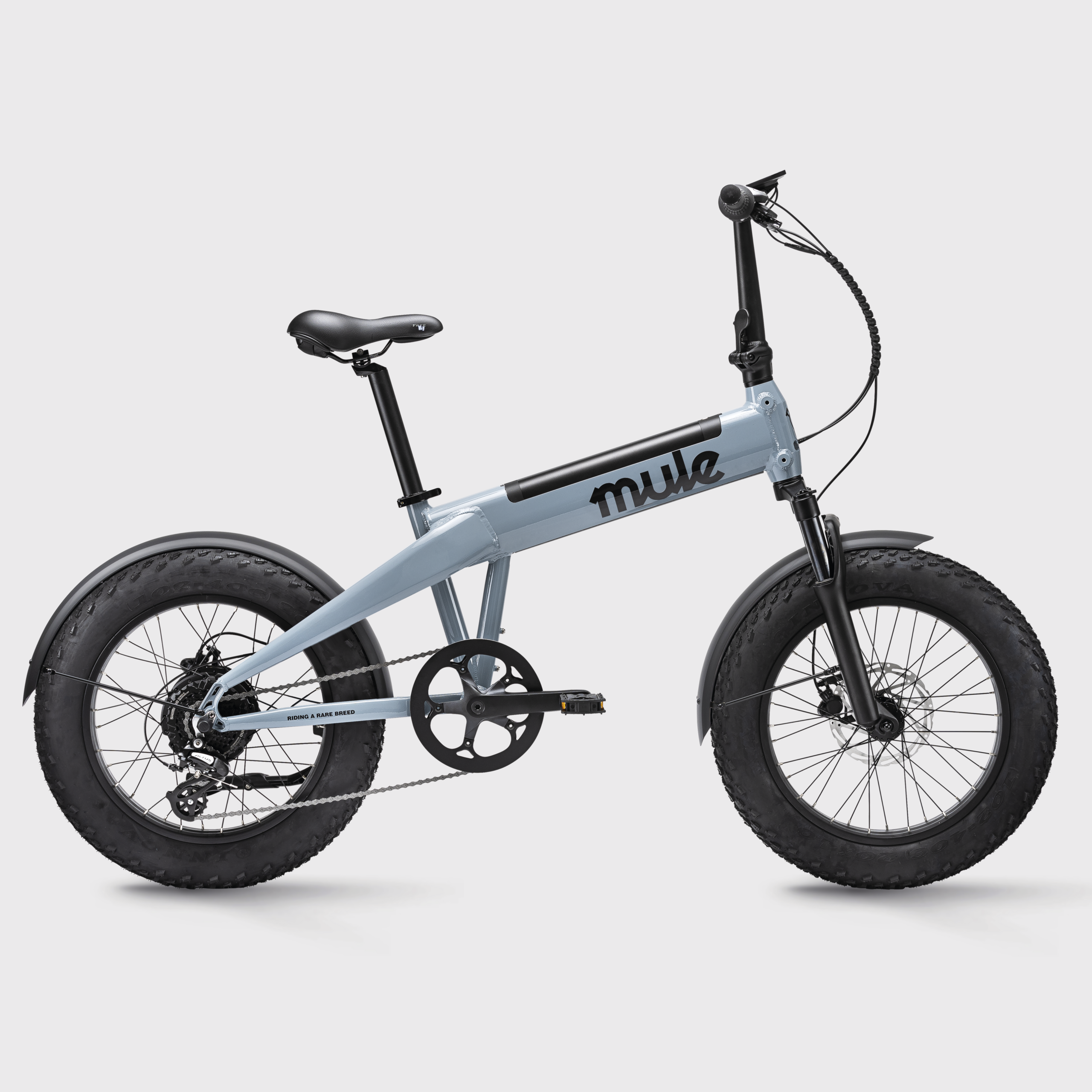 mule-mini-one-2026-kampagne-grey